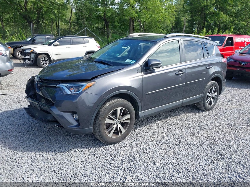 VIN JTMRFREV1JJ207846 2018 TOYOTA RAV4 XLE