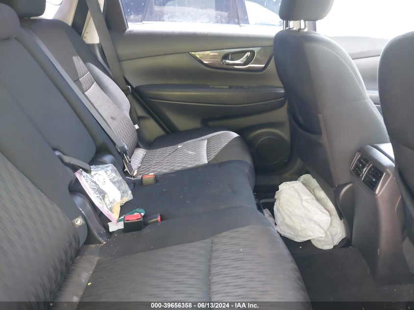 2017 Nissan Rogue S VIN: 5N1AT2MT4HC779338 Lot: 39656358