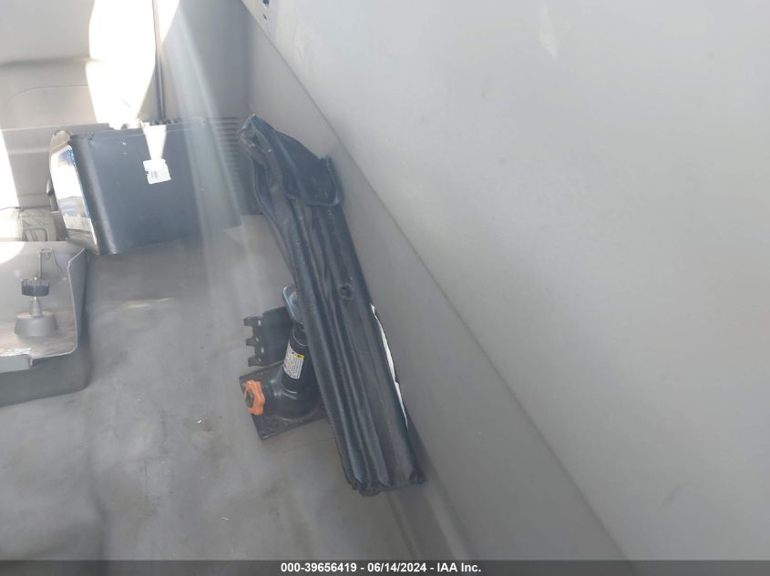 2006 Chevrolet Colorado Ls VIN: 1GCDT198268238336 Lot: 39656419