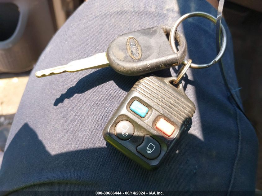 2003 Ford Explorer Nbx/Xlt VIN: 1FMDU73W23UB13973 Lot: 39656444