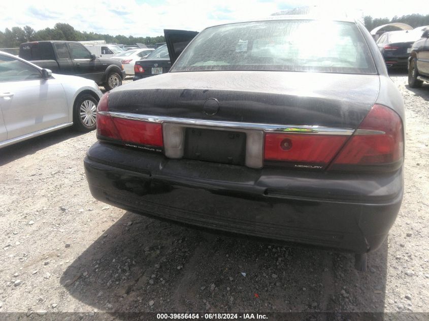 2000 Mercury Grand Marquis Gs VIN: 2MEFM74W3YX692059 Lot: 39656454