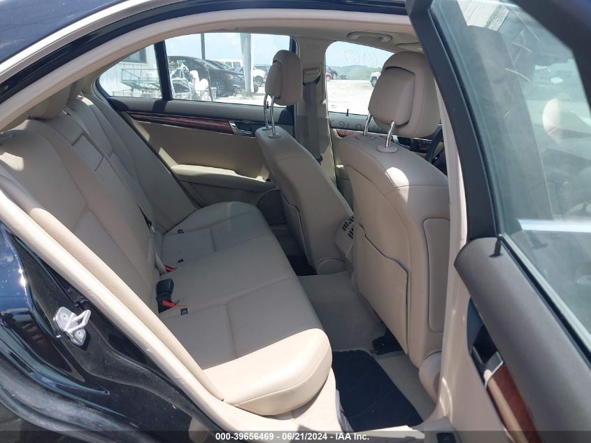 2011 Mercedes-Benz C 300 Luxury 4Matic/Sport 4Matic VIN: WDDGF8BB8BR158410 Lot: 39656469