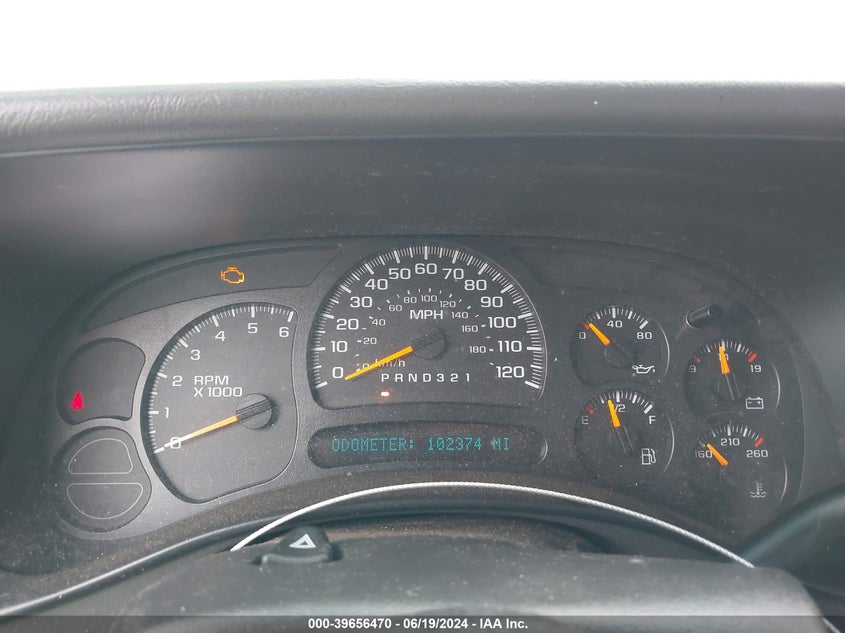 2006 Chevrolet Silverado C1500 VIN: 2GCEC13V561253032 Lot: 39656470