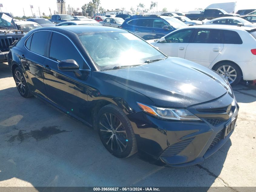 4T1G11AK8LU367822 2020 TOYOTA CAMRY - Image 1