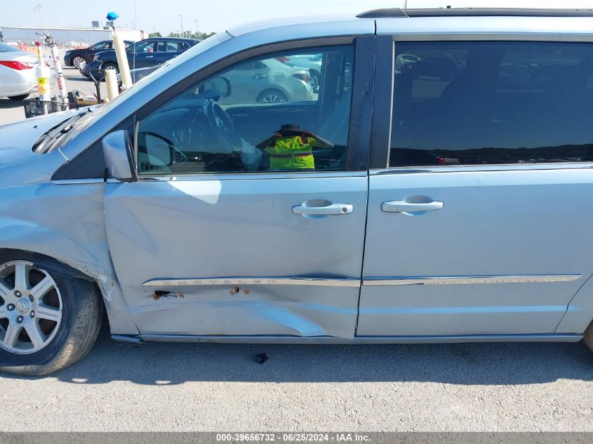 2C4RC1BG2DR577543 2013 Chrysler Town & Country Touring