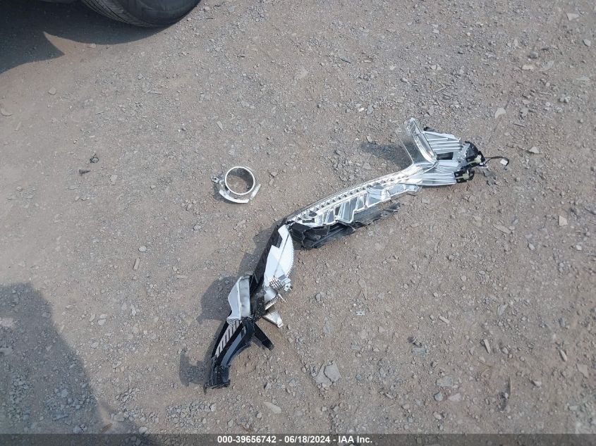 2020 Ford Edge Sel VIN: 2FMPK4J96LBA38571 Lot: 39656742