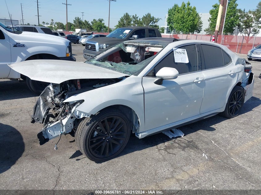 4T1K61AK9MU585183 2021 TOYOTA CAMRY photo no. 2