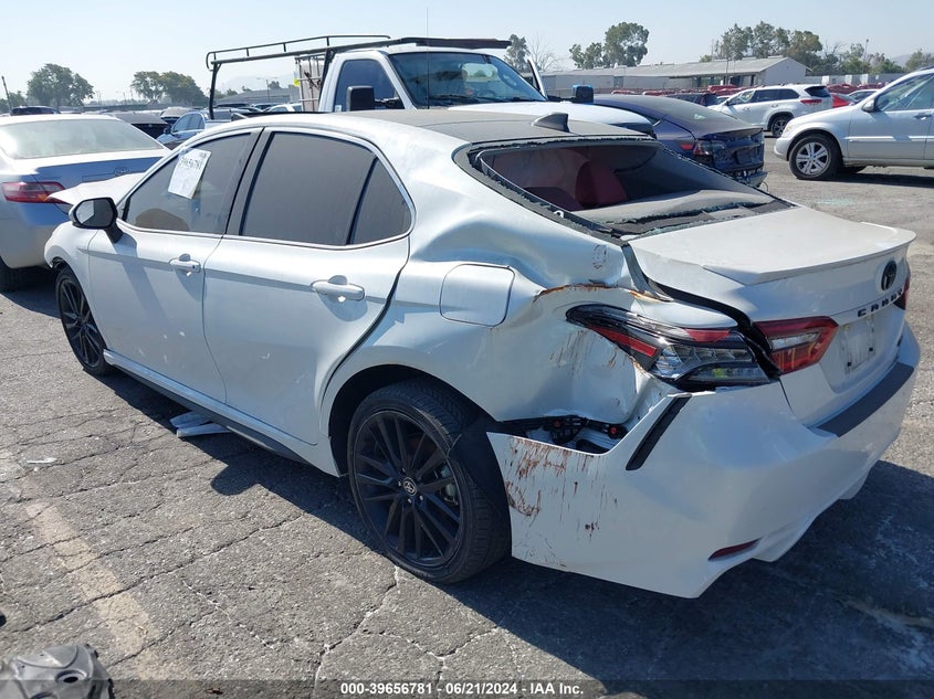 4T1K61AK9MU585183 2021 TOYOTA CAMRY photo no. 3