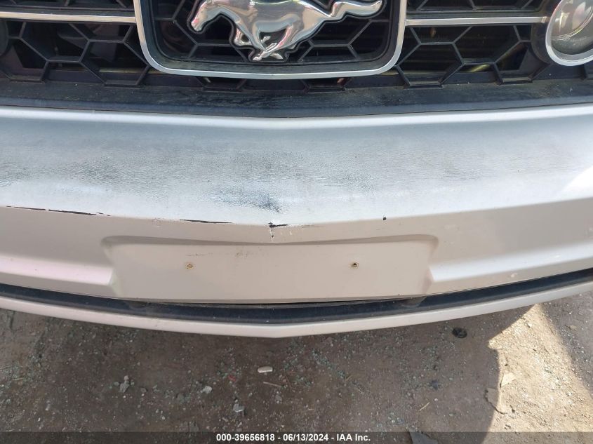 2007 Ford Mustang V6 Deluxe/V6 Premium VIN: 1ZVFT80N375351572 Lot: 39656818