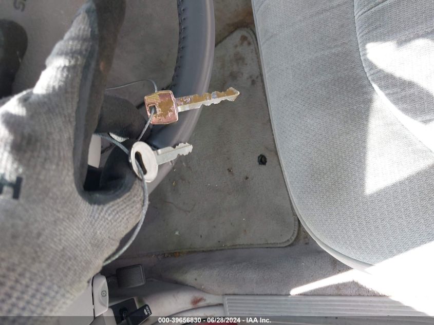 1996 Ford Crown Victoria Lx VIN: 2FALP7467TX106831 Lot: 39656830