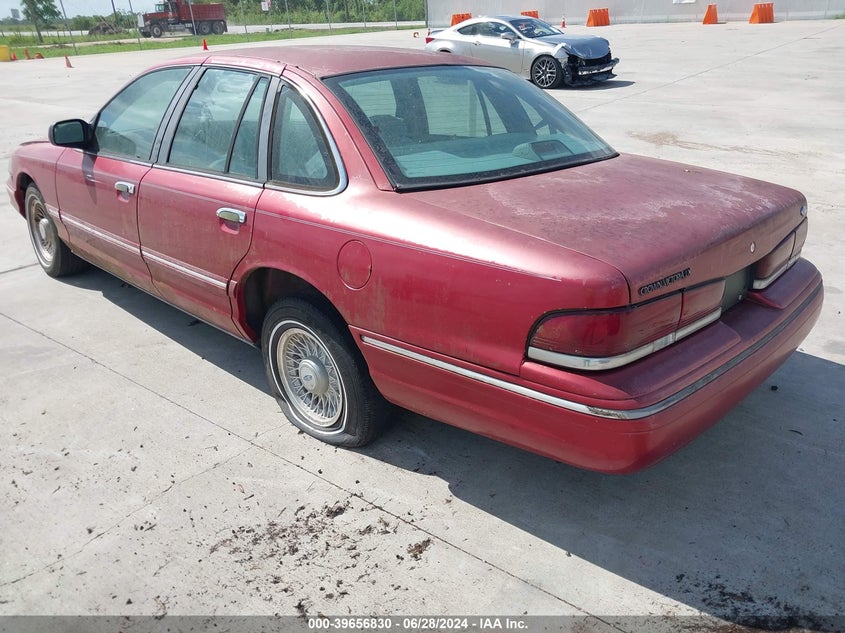1996 Ford Crown Victoria Lx VIN: 2FALP7467TX106831 Lot: 39656830