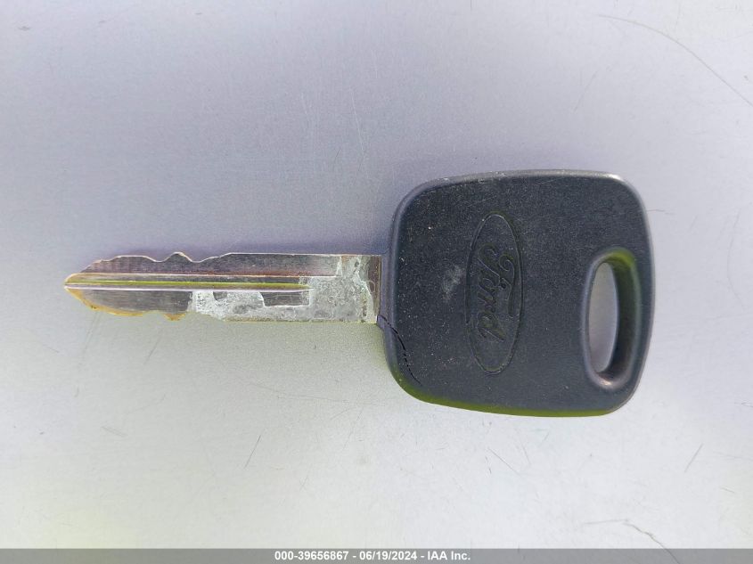 2002 Ford F-150 Lariat/Xl/Xlt VIN: 2FTRX08L92CA30840 Lot: 39656867