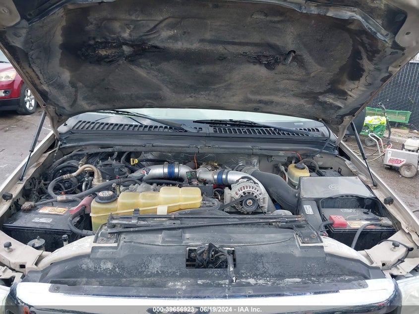 1999 Ford F-250 Lariat/Xl/Xlt VIN: 1FTNX21F2XEB31069 Lot: 39656923