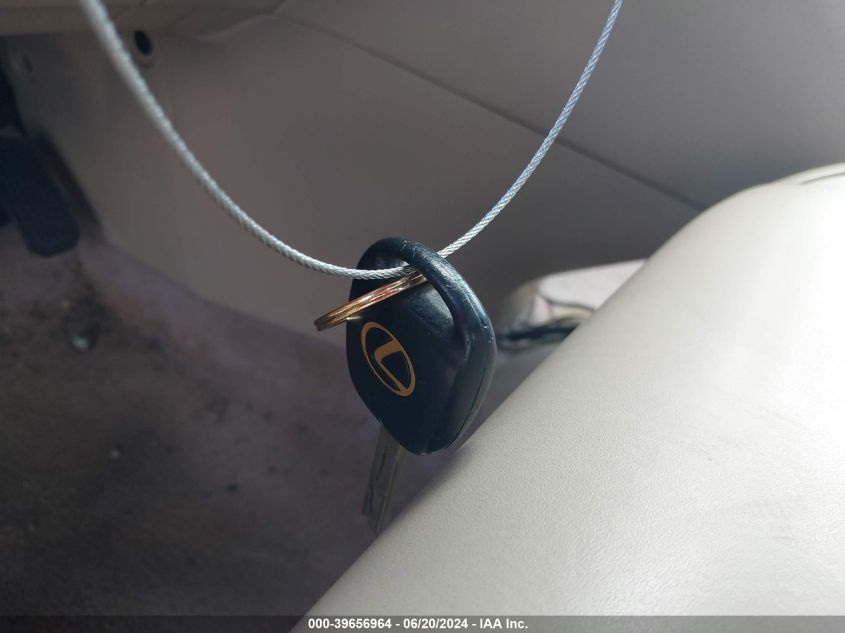 2004 Lexus Rx 330 VIN: 2T2GA31U44C017681 Lot: 39656964