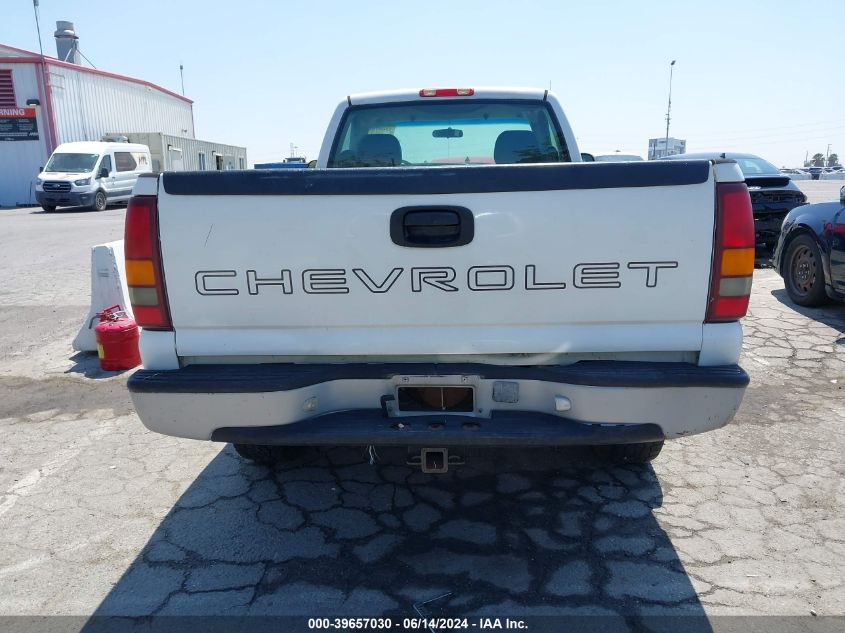 2000 Chevrolet Silverado 2500 VIN: 1GCGC24U2YE358844 Lot: 39657030