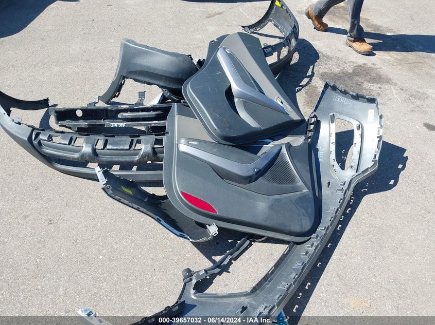 2016 Hyundai Santa Fe Sport 2.4L VIN: 5XYZU3LB0GG334415 Lot: 39657032