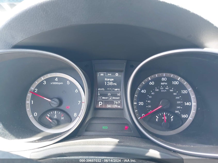 2016 Hyundai Santa Fe Sport 2.4L VIN: 5XYZU3LB0GG334415 Lot: 39657032