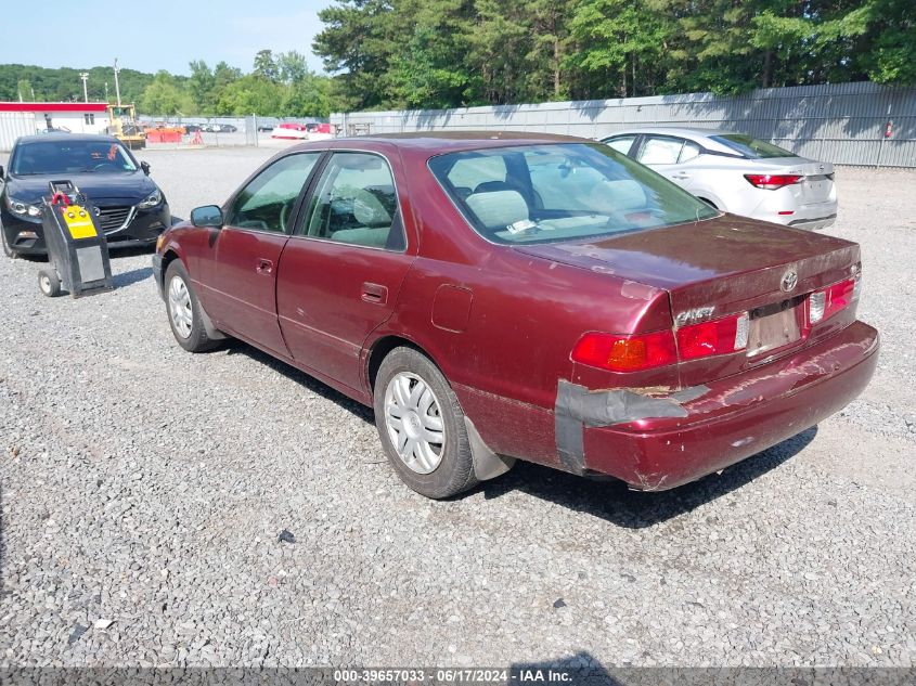 2001 Toyota Camry Ce/Le/Xle VIN: 4T1BG22K01U080498 Lot: 39657033