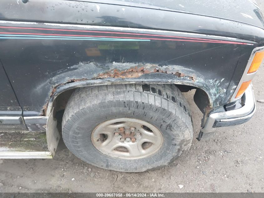 1993 Chevrolet Gmt-400 K1500 VIN: 1GCEK19K2PE233577 Lot: 39657058