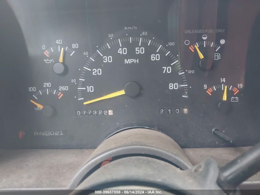 1993 Chevrolet Gmt-400 K1500 VIN: 1GCEK19K2PE233577 Lot: 39657058