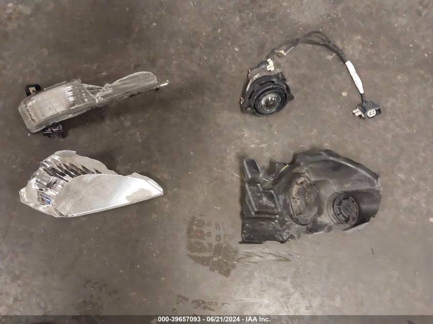 2015 Chevrolet Traverse 1Lt VIN: 1GNKRGKD0FJ205531 Lot: 39657093