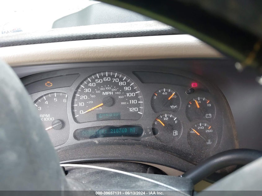 2003 Chevrolet Silverado 1500 Ls VIN: 2GCEC19V031394206 Lot: 39657131