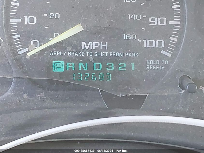 2000 GMC Sierra 1500 Sle VIN: 1GTEK19T1YE239204 Lot: 39657139