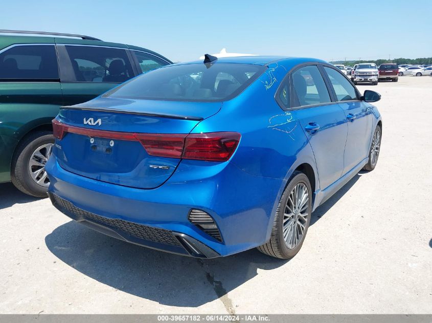 2024 Kia Forte Gt-Line VIN: 3KPF54AD4RE702878 Lot: 39657182