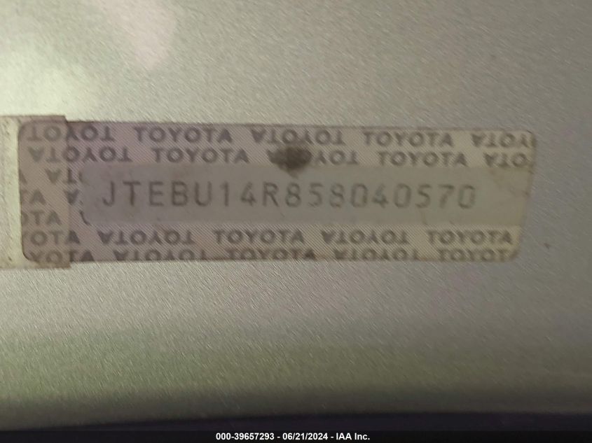 2005 Toyota 4Runner Sr5 V6 VIN: JTEBU14R858040570 Lot: 39657293