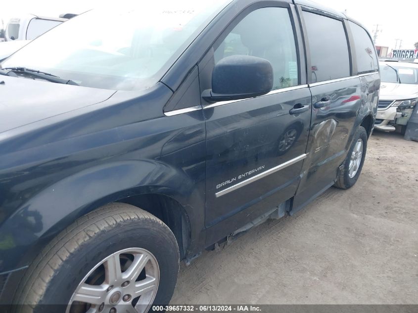 2010 Chrysler Town & Country Touring VIN: 2A4RR5D13AR129879 Lot: 39657332