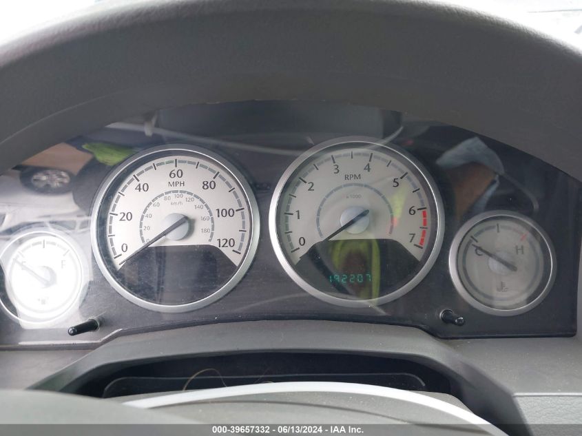 2010 Chrysler Town & Country Touring VIN: 2A4RR5D13AR129879 Lot: 39657332