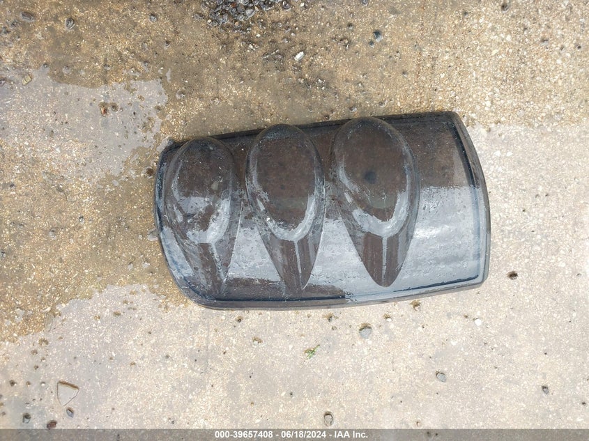 2002 Chevrolet Suburban 1500 Z71 VIN: 3GNFK16Z32G291471 Lot: 39657408