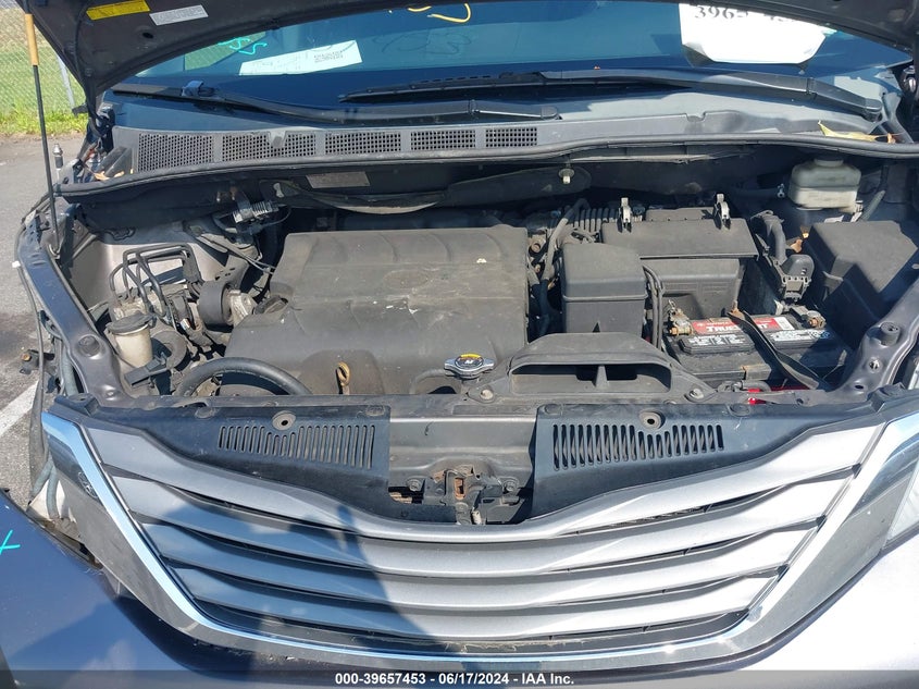 2012 Toyota Sienna Xle 7 Passenger VIN: 5TDDK3DC8CS041401 Lot: 39657453