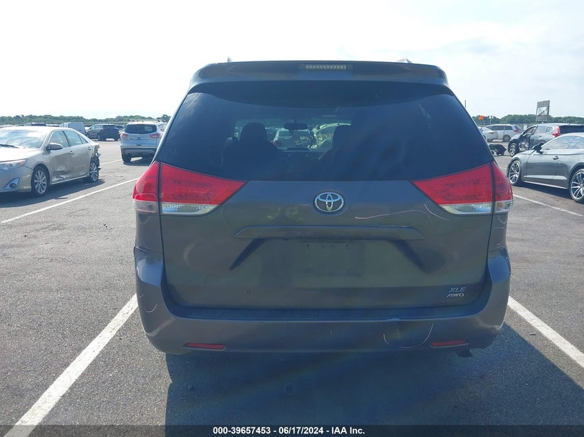 2012 Toyota Sienna Xle 7 Passenger VIN: 5TDDK3DC8CS041401 Lot: 39657453