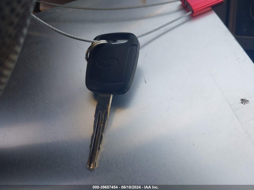 2000 Nissan Maxima Gle/Gxe/Se VIN: JN1CA31D0YT750279 Lot: 39657454