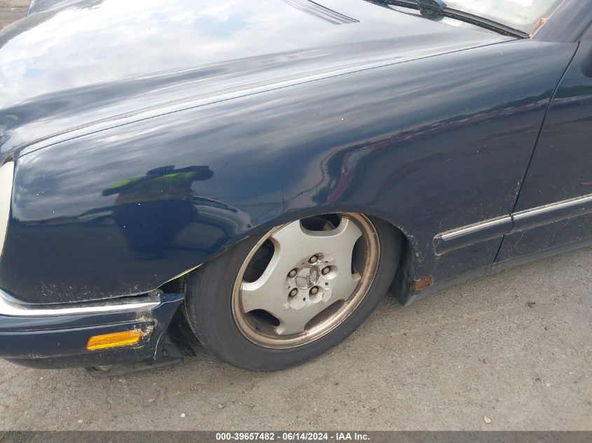 1999 Mercedes-Benz E 430 VIN: WDBJF70H8XA771536 Lot: 39657482