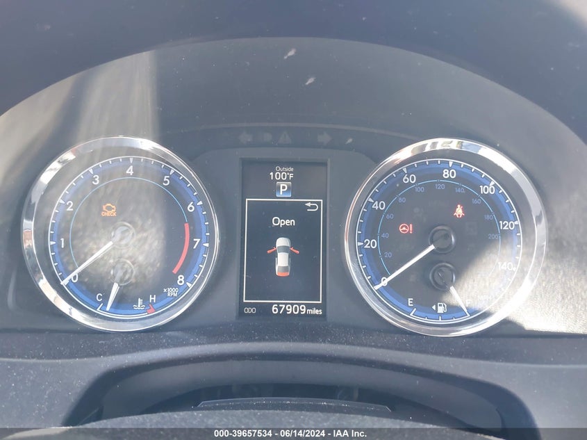 2017 Toyota Corolla Se VIN: 5YFBURHE0HP707778 Lot: 39657534