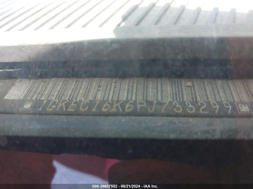 1993 GMC Suburban C1500 VIN: 1GKEC16K6PJ733299 Lot: 39657552