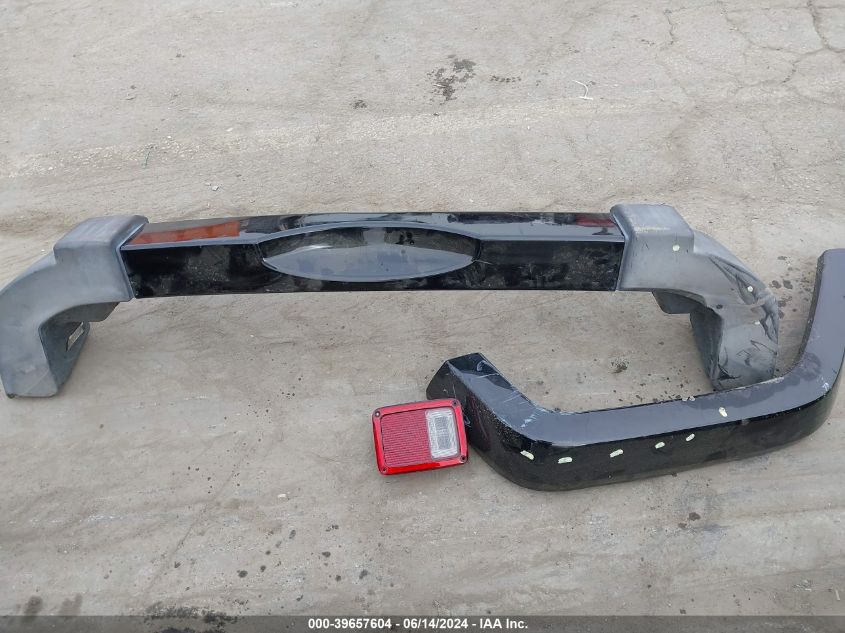 2016 Jeep Wrangler Unlimited Sahara VIN: 1C4BJWEGXGL237103 Lot: 39657604