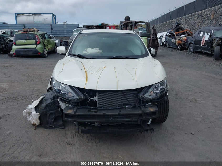 2017 NISSAN ROGUE SPORT S - JN1BJ1CR6HW136876