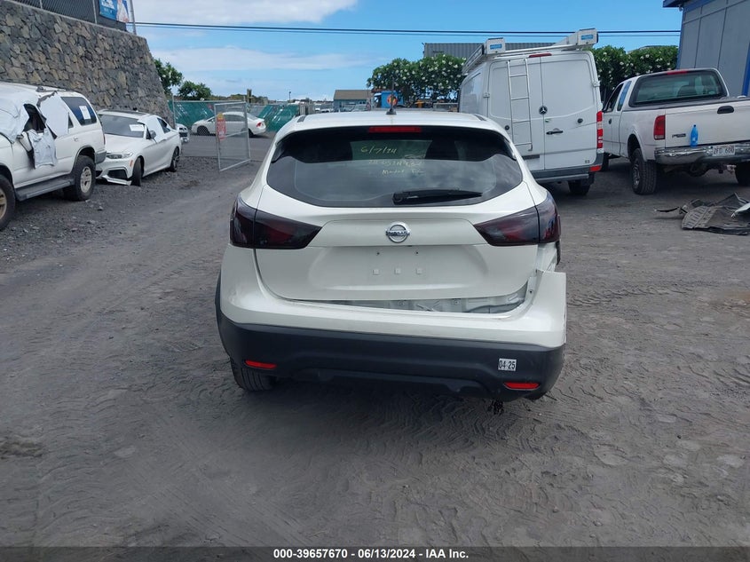 2017 NISSAN ROGUE SPORT S - JN1BJ1CR6HW136876