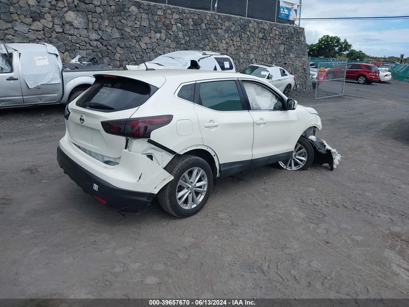 2017 NISSAN ROGUE SPORT S - JN1BJ1CR6HW136876