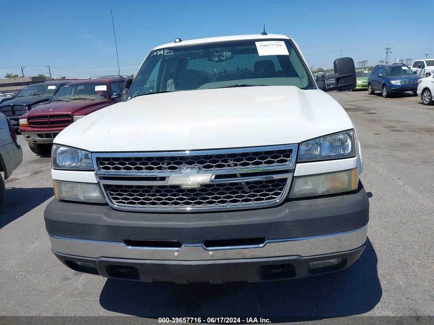 2005 Chevrolet Silverado 2500Hd Lt VIN: 1GCHK232X5F832360 Lot: 39657716