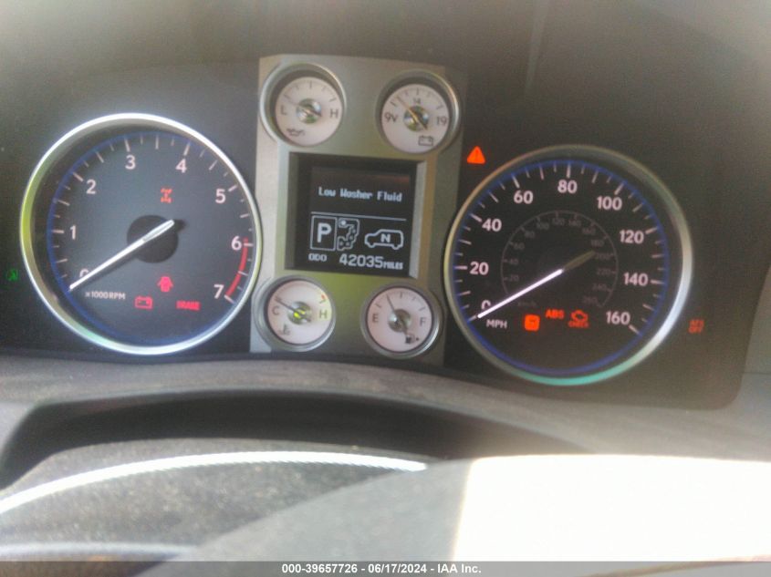 2011 Lexus Lx 570 VIN: JTJHY7AX2B4070396 Lot: 39657726