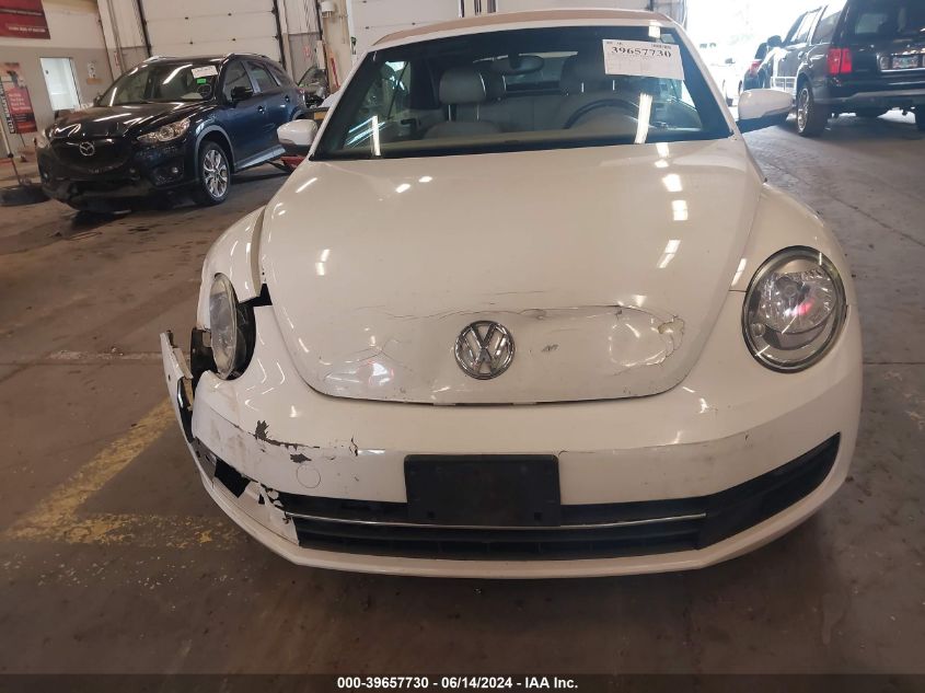 2013 Volkswagen Beetle 2.5L VIN: 3VW5X7ATXDM816166 Lot: 39657730