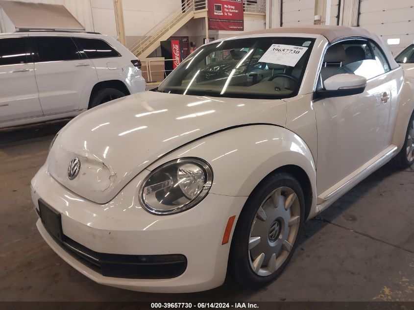 2013 Volkswagen Beetle 2.5L VIN: 3VW5X7ATXDM816166 Lot: 39657730