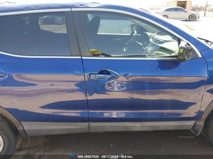 2018 Nissan Rogue Sport S VIN: JN1BJ1CPXJW103447 Lot: 39657820