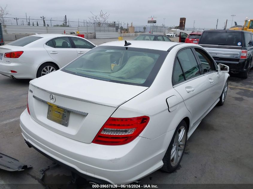 2013 Mercedes-Benz C 300 Luxury 4Matic/Sport 4Matic VIN: WDDGF8AB8DA881709 Lot: 39657826