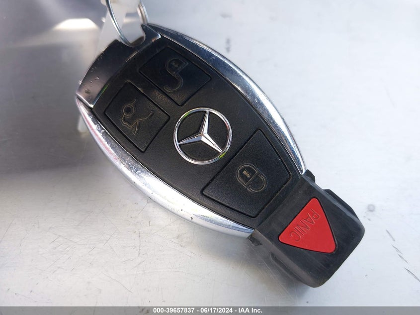 2011 Mercedes-Benz E 350 VIN: WDDKJ5GBXBF129105 Lot: 39657837