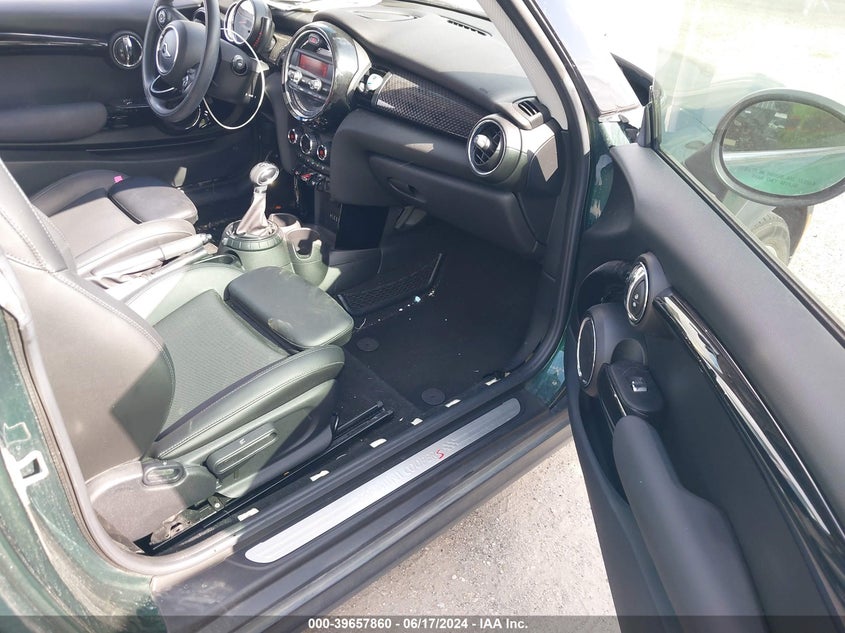 2015 Mini Hardtop Cooper S VIN: WMWXP7C5XF2A35412 Lot: 39657860